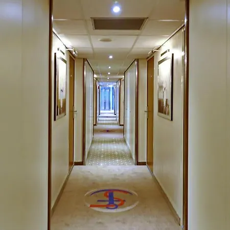 Bateau-hotel Ms Carmen Bateau-hôtel Strasbourg